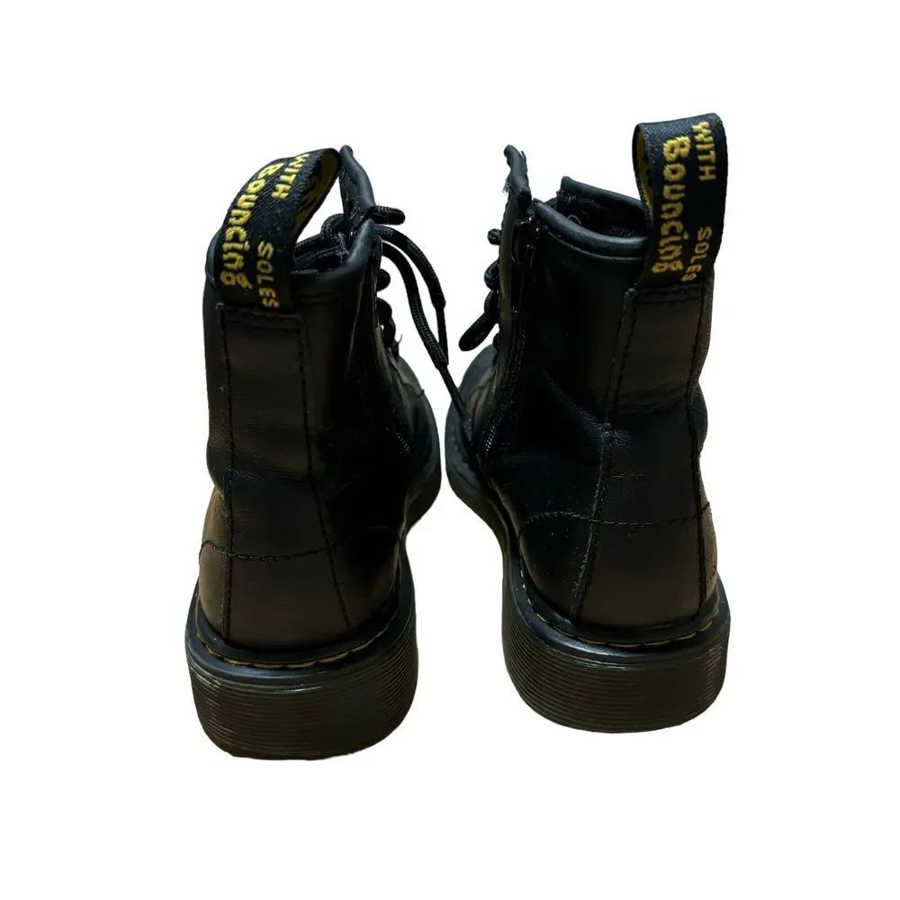 Dr‎ Martens 1460 J Black Smooth Leather Boots 8 Eye Big Kid Size 2